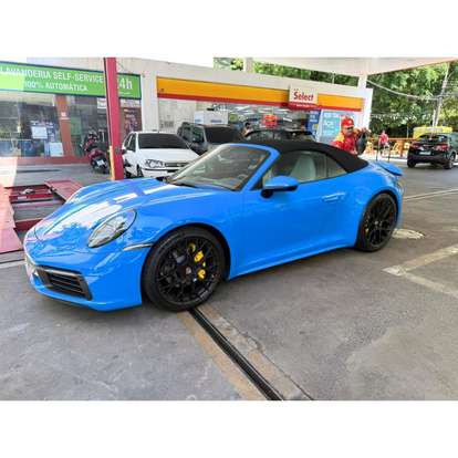 PORSCHE-911-2023