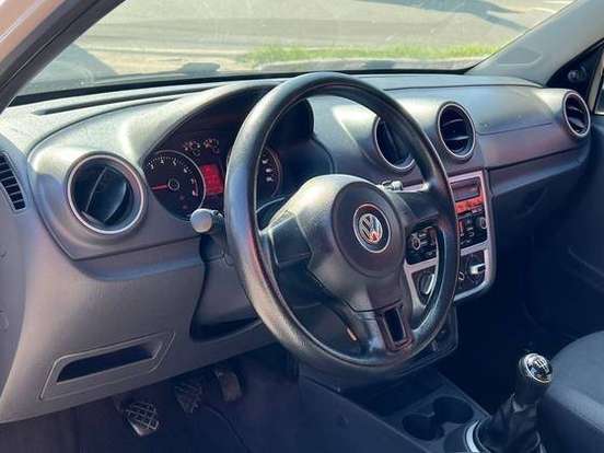 VOLKSWAGEN-GOL-1.0 MI COMFORTLINE 8V FLEX 4P MANUAL VOLKSWAGEN-GOL-2014