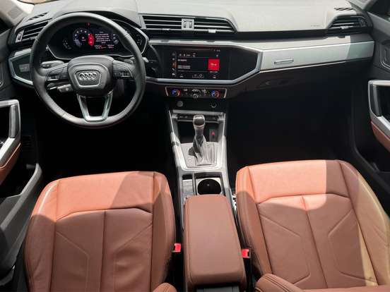 AUDI-Q3-1.4 35 TFSI GASOLINA PRESTIGE PLUS S TRONIC AUDI-Q3-2020