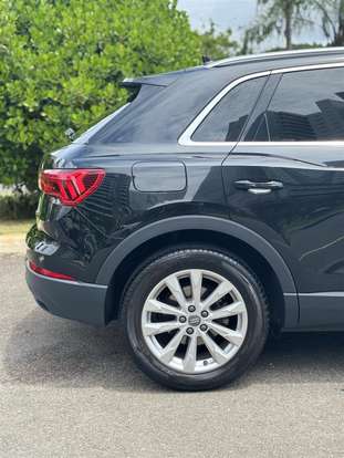 AUDI-Q3-2020