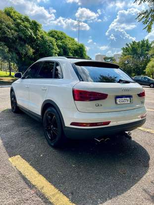 AUDI-Q3-2015