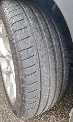 BMW-X1-2011