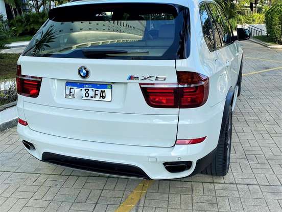 BMW-X5-4.4 M V8 32V BI-TURBO GASOLINA 4P AUTOMATICO BMW-X5-2012