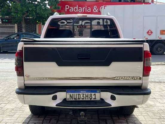 CHEVROLET-S10-2.4 MPFI RODEIO 4X2 CD 8V FLEX 4P MANUAL CHEVROLET-S10-2011