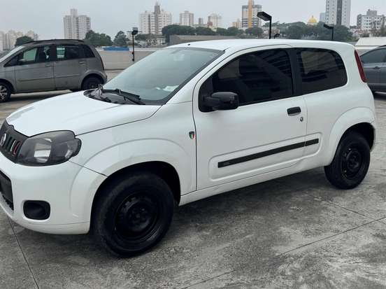 FIAT-UNO-2012