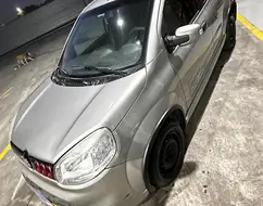 FIAT UNO 1.4 EVO SPORTING 8V FLEX 4P AUTOMATIZADO FIAT UNO 1.4 EVO SPORTING 8V FLEX 4P AUTOMATIZADO