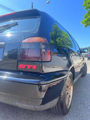 VOLKSWAGEN-GOLF-1994