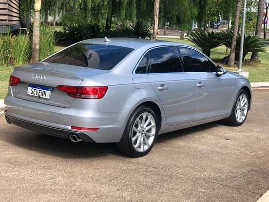 AUDI-A4-2018