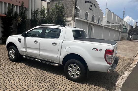 FORD RANGER 3.2 LIMITED 4X4 CD 20V DIESEL 4P AUTOMÁTICO