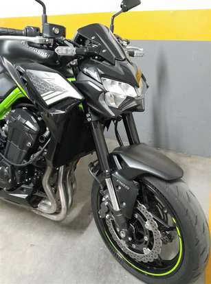 KAWASAKI-Z900-2021