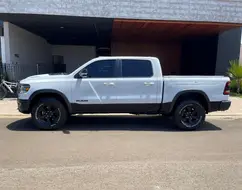 RAM 1500 5.7 V8 GASOLINA REBEL CD 4X4 AUTOMÁTICO RAM 1500 5.7 V8 GASOLINA REBEL CD 4X4 AUTOMÁTICO