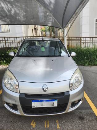 RENAULT SANDERO 1.6 PRIVILÈGE 8V FLEX 4P MANUAL