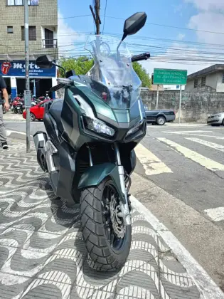 HONDA ADV 