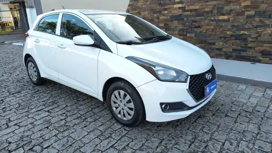 HYUNDAI HB20 1.0 COMFORT PLUS 12V FLEX 4P MANUAL HYUNDAI HB20 1.0 COMFORT PLUS 12V FLEX 4P MANUAL
