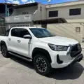 TOYOTA HILUX 2.8 D-4D TURBO DIESEL CD SRV 4X4 AUTOMÁTICO TOYOTA HILUX 2.8 D-4D TURBO DIESEL CD SRV 4X4 AUTOMÁTICO