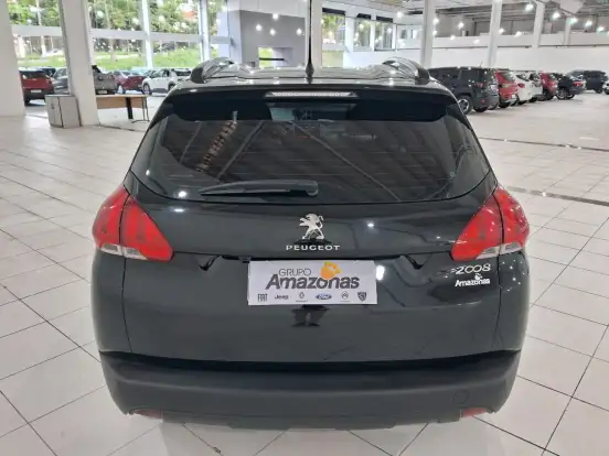 PEUGEOT-2008-2021