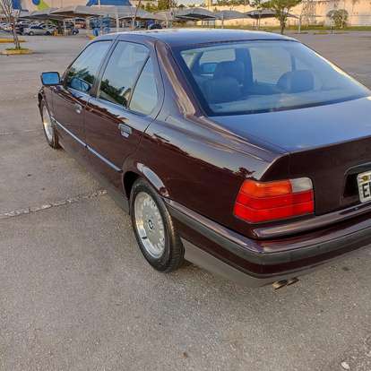 BMW-325i-1994
