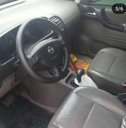 CHEVROLET-ZAFIRA-2002