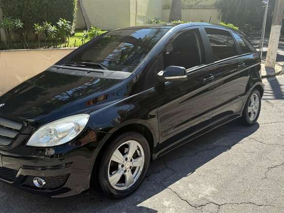 MERCEDES-BENZ-B 180-1.7 COMFORT 8V GASOLINA 4P AUTOMÁTICO MERCEDES-BENZ-B 180-2011
