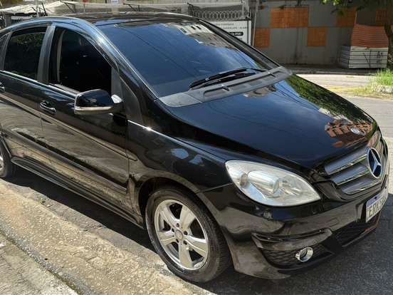 MERCEDES-BENZ-B 180-1.7 COMFORT 8V GASOLINA 4P AUTOMÁTICO MERCEDES-BENZ-B 180-2011