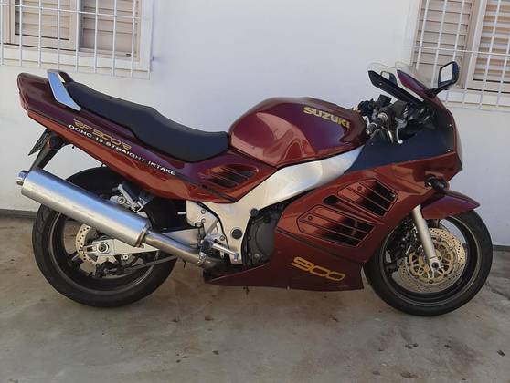 SUZUKI RF 900 R 
