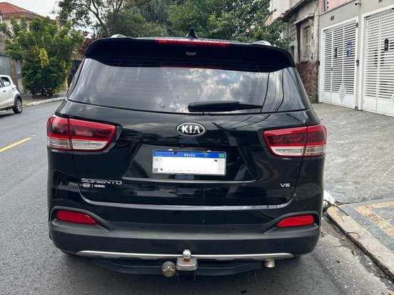 KIA-SORENTO-3.3 V6 GASOLINA EX 7L AUTOMATICO KIA-SORENTO-2015