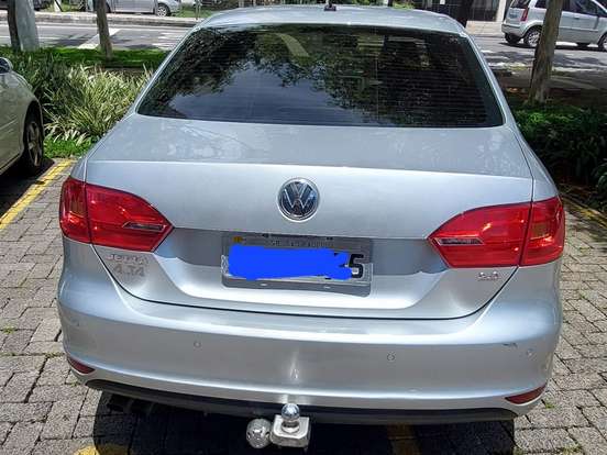 VOLKSWAGEN-JETTA-2.0 COMFORTLINE FLEX 4P TIPTRONIC VOLKSWAGEN-JETTA-2013