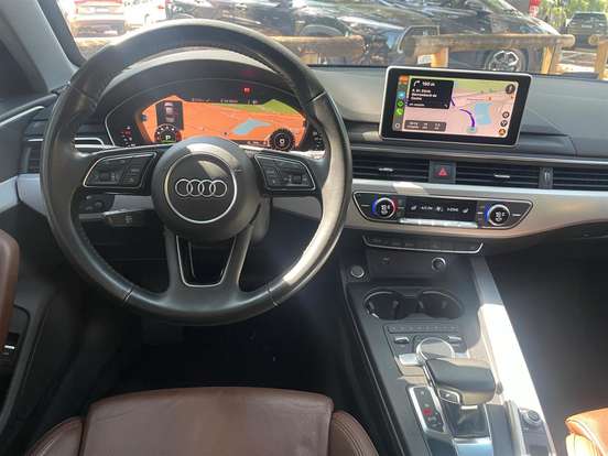 AUDI-A4-2019
