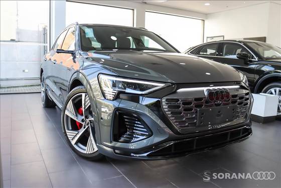 AUDI Q8 E-TRON 55 ELÉTRICO LAUNCH EDITION QUATTRO