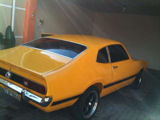 FORD-MAVERICK-1977