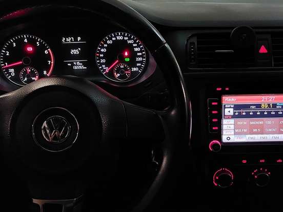 VOLKSWAGEN-JETTA-2.0 COMFORTLINE FLEX 4P TIPTRONIC VOLKSWAGEN-JETTA-2013