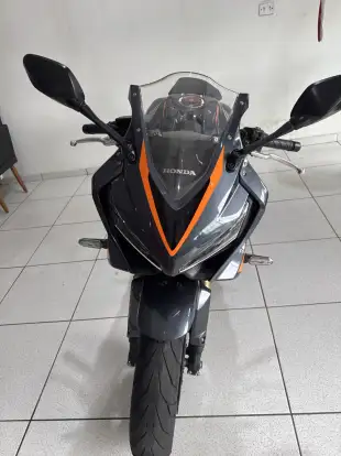 HONDA-CBR 650R ABS-2021