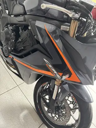 HONDA-CBR 650R ABS-2021