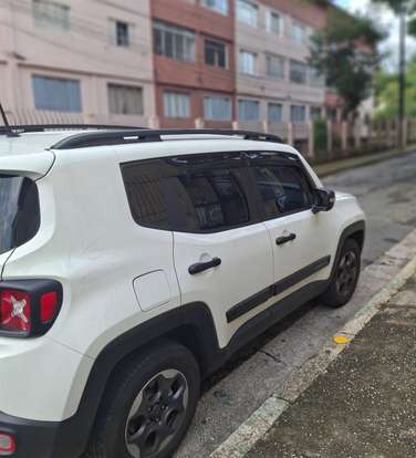 JEEP-RENEGADE-2021