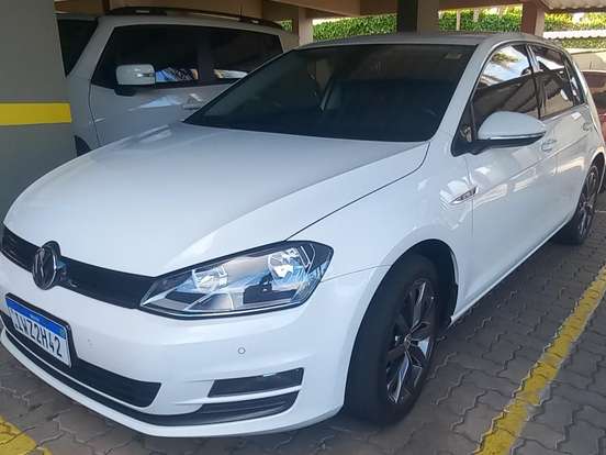 VOLKSWAGEN-GOLF-1.4 TSI COMFORTLINE 16V GASOLINA 4P AUTOMÁTICO VOLKSWAGEN-GOLF-2015
