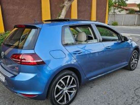 VOLKSWAGEN-GOLF-1.4 TSI HIGHLINE 16V GASOLINA 4P AUTOMÁTICO VOLKSWAGEN-GOLF-2014
