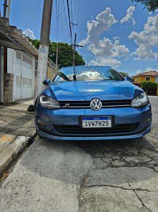 VOLKSWAGEN-GOLF-2014