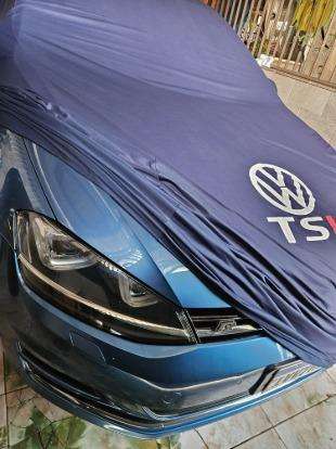 VOLKSWAGEN-GOLF-2014