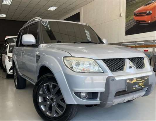 MITSUBISHI-PAJERO TR4-2012