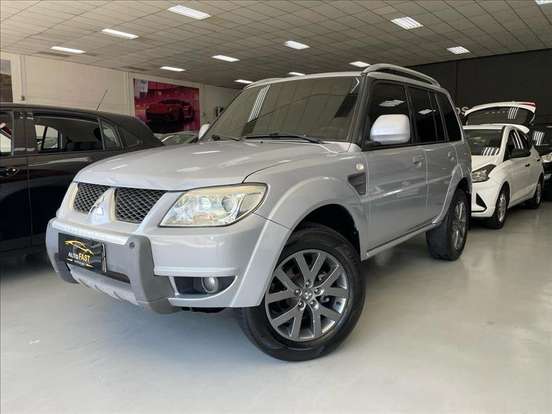 MITSUBISHI-PAJERO TR4-2012
