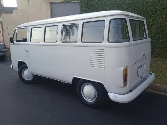 VOLKSWAGEN KOMBI 1.6 STD 8V GASOLINA 3P MANUAL
