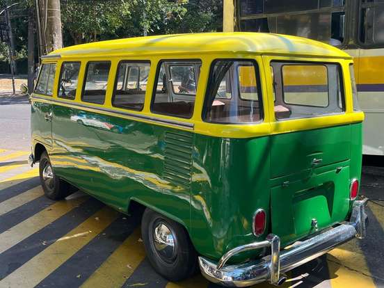 VOLKSWAGEN-KOMBI-1.5 LUXO 8V GASOLINA 3P MANUAL VOLKSWAGEN-KOMBI-1973