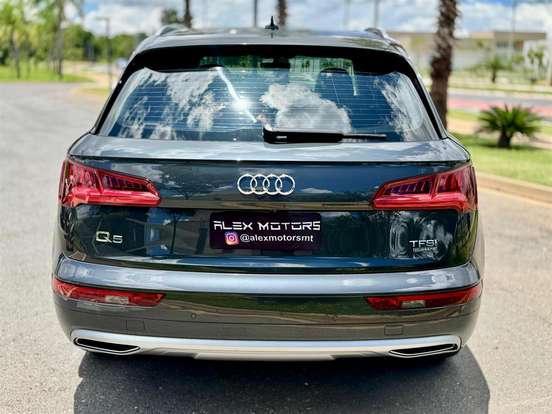 AUDI-Q5-2017