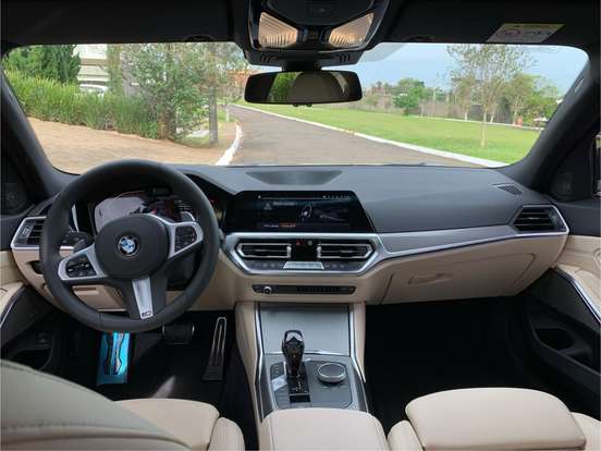 BMW-330i-2.0 16V TURBO GASOLINA M SPORT AUTOMÁTICO BMW-330i-2019