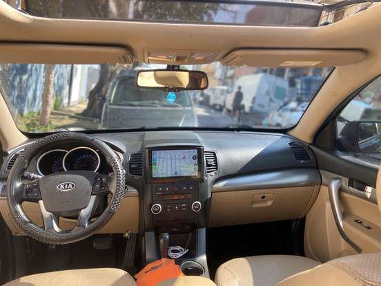 KIA-SORENTO-3.5 V6 GASOLINA EX 7L AUTOMATICO KIA-SORENTO-2012