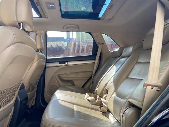 KIA-SORENTO-3.5 V6 GASOLINA EX 7L AUTOMATICO KIA-SORENTO-2012