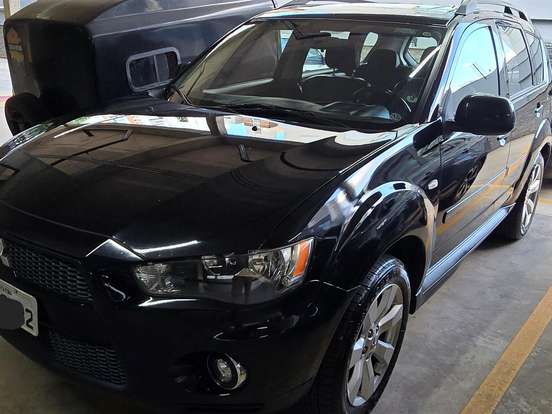 MITSUBISHI-OUTLANDER-2.0 16V GASOLINA 4P AUTOMÁTICO MITSUBISHI-OUTLANDER-2011
