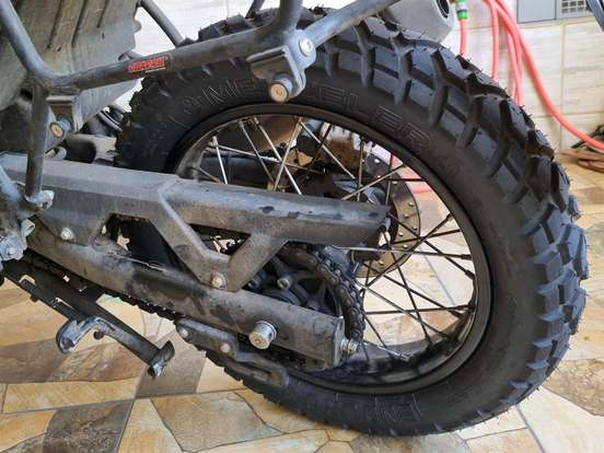 ROYAL ENFIELD-HIMALAYAN-2022