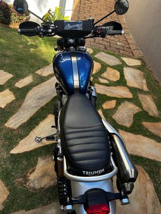 TRIUMPH SCRAMBLER 