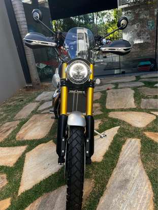 TRIUMPH-SCRAMBLER-2019